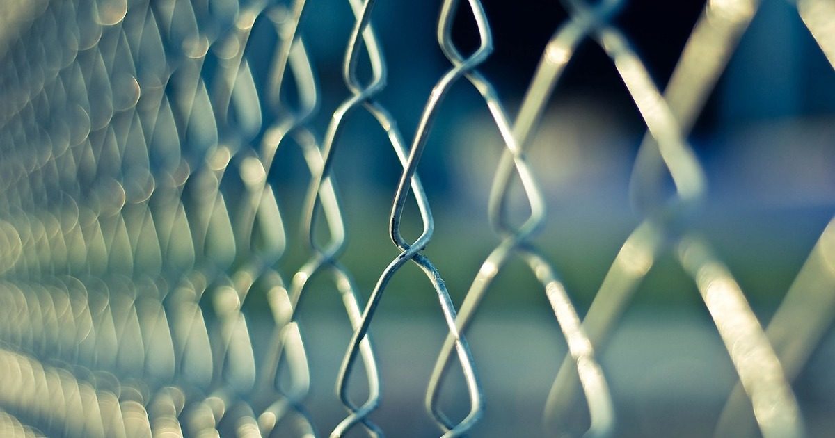 https://pixabay.com/ru/%D0%BE%D0%B3%D1%80%D0%B0%D0%B4%D0%B0-%D0%B7%D0%B0%D0%B1%D0%BE%D1%80-%D0%BC%D0%B5%D1%82%D0%B0%D0%BB%D0%BB-%D0%BF%D1%80%D0%BE%D0%B2%D0%BE%D0%BB%D0%BE%D0%BA%D0%B0-690503/